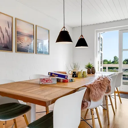 Ferienhaus - 300m From The Sea By Interhome *