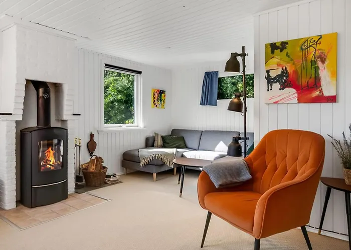 - 300m From The Sea By Interhome